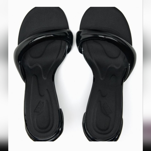 Zara Black Stiletto Heels with Matte Finish - Picture 7 of 9